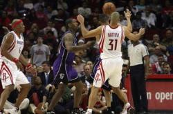 刷新纪录引发热议！东契奇在美国队比赛中战术调整再创辉煌时刻